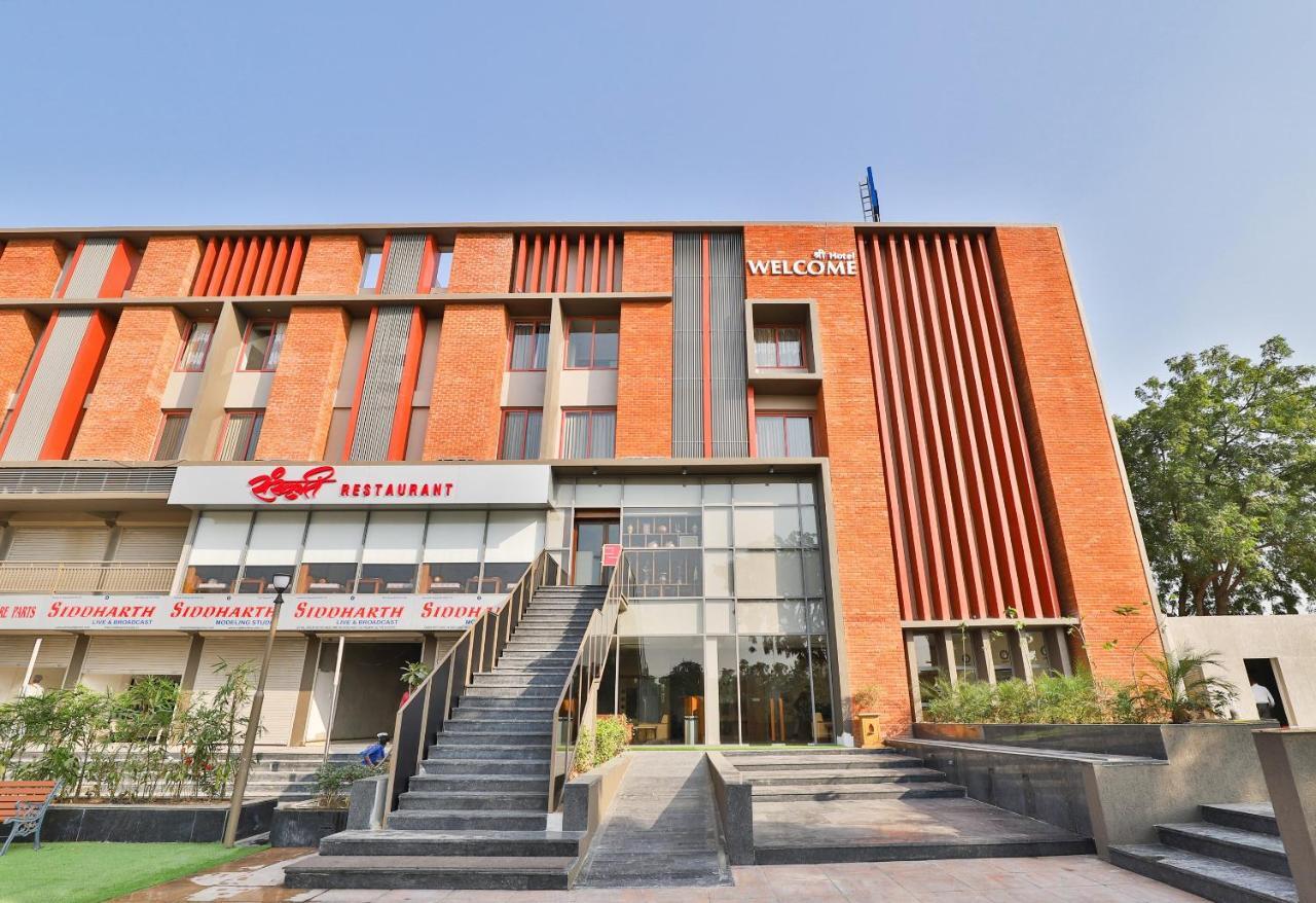 Palette - Hotel Welcome Kadi Экстерьер фото